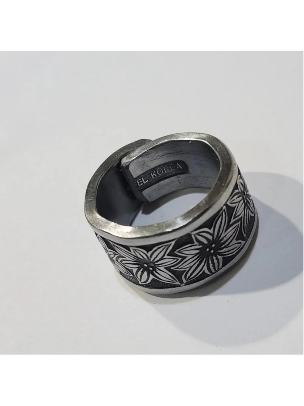 Elegant floral Ring size 6 silverwear spoon ring